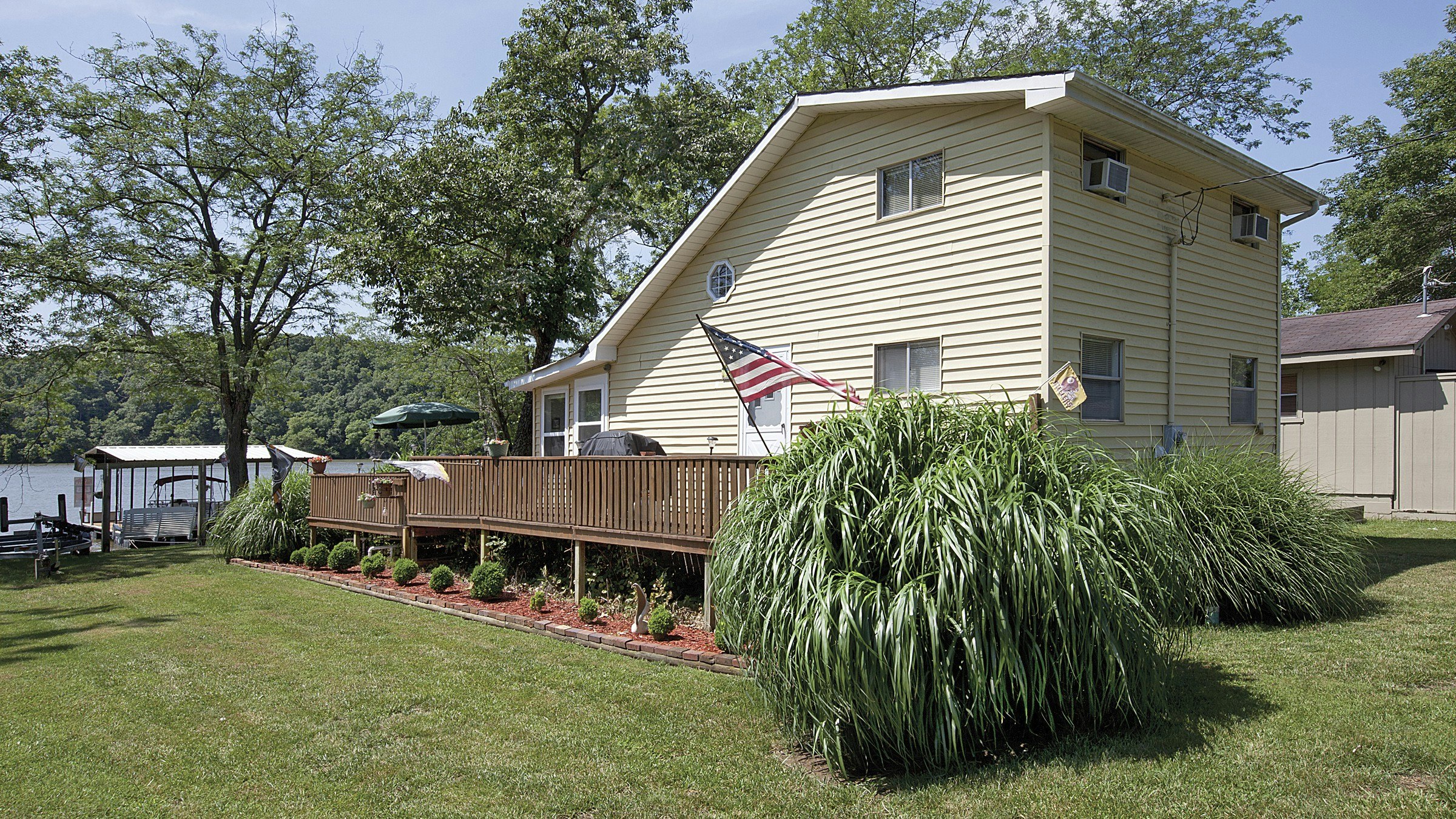 32112 Venture Road, Stover, MO 65078, Presented by Nancy Rogers, Broker