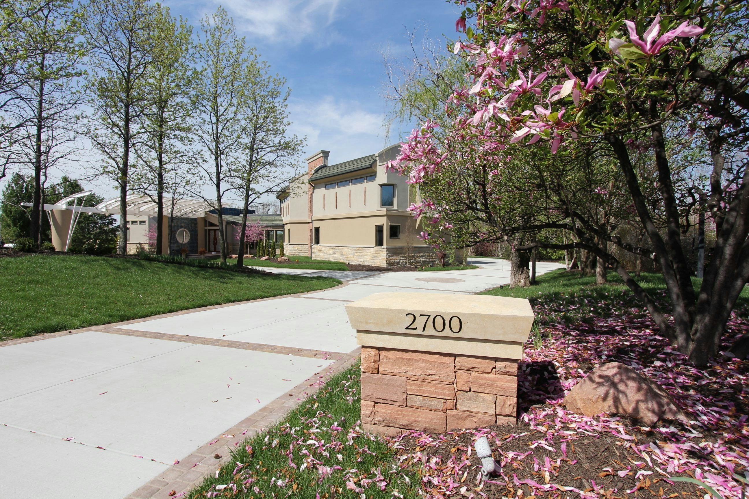 2700 W 112 St, Leawood, KS 66211, Presented by SUZY GOLDSTEIN MARJORIE