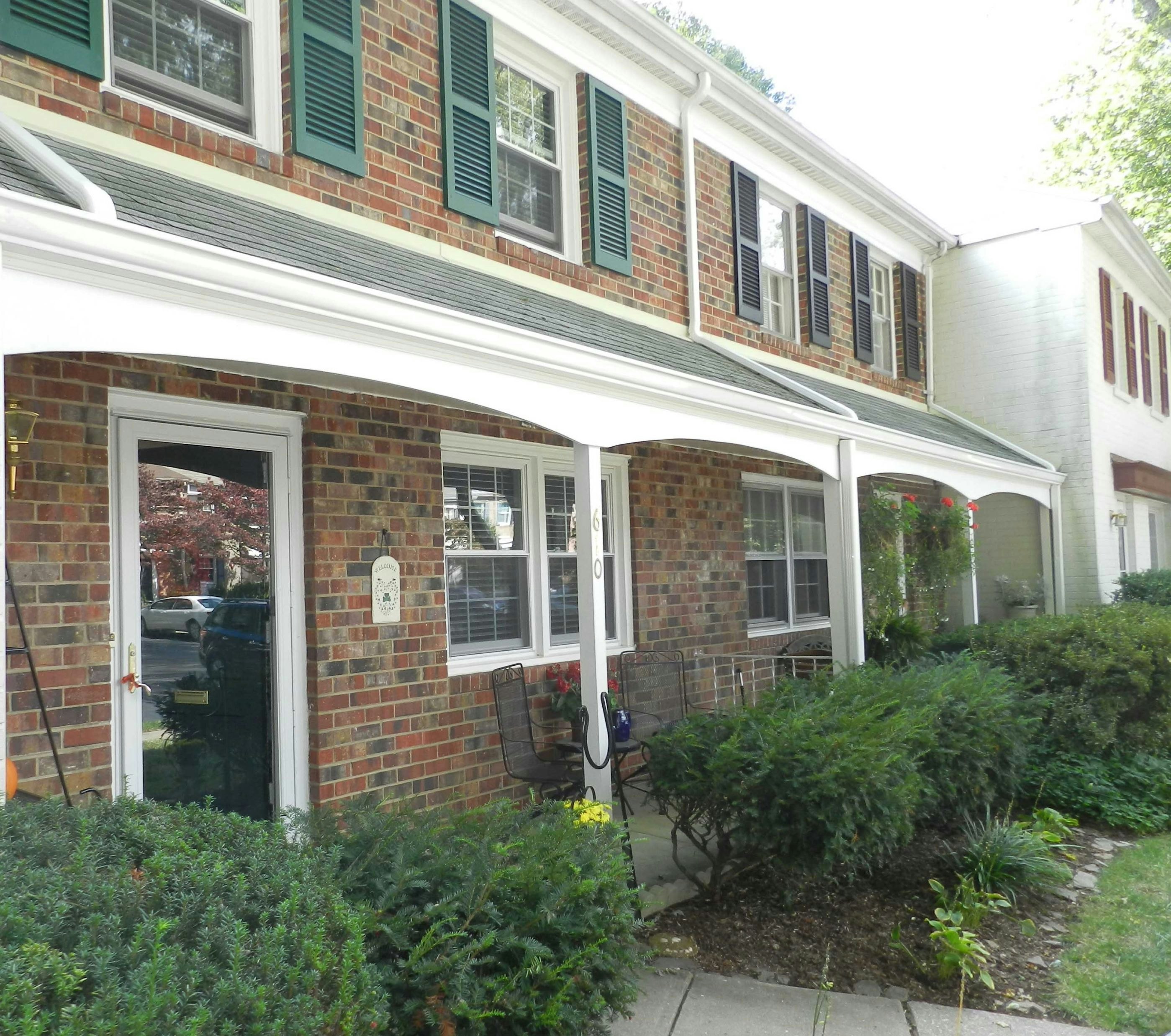 610 Azalea Dr, Rockville, MD 20850, Presented by Alan Bruzee & Yvette