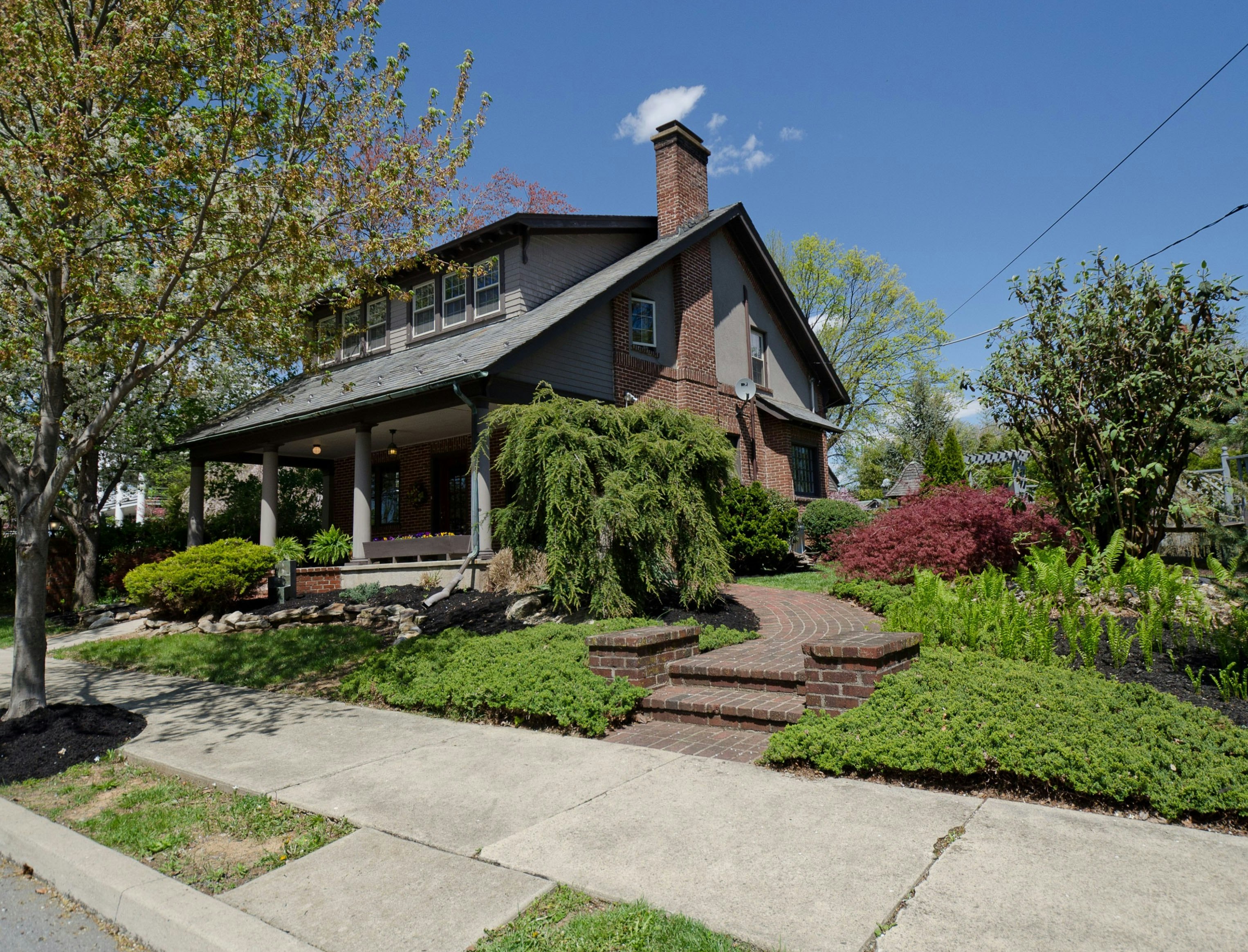 221 N 30th Street, Allentown, PA 18104, Presented by Carol C. Dorey