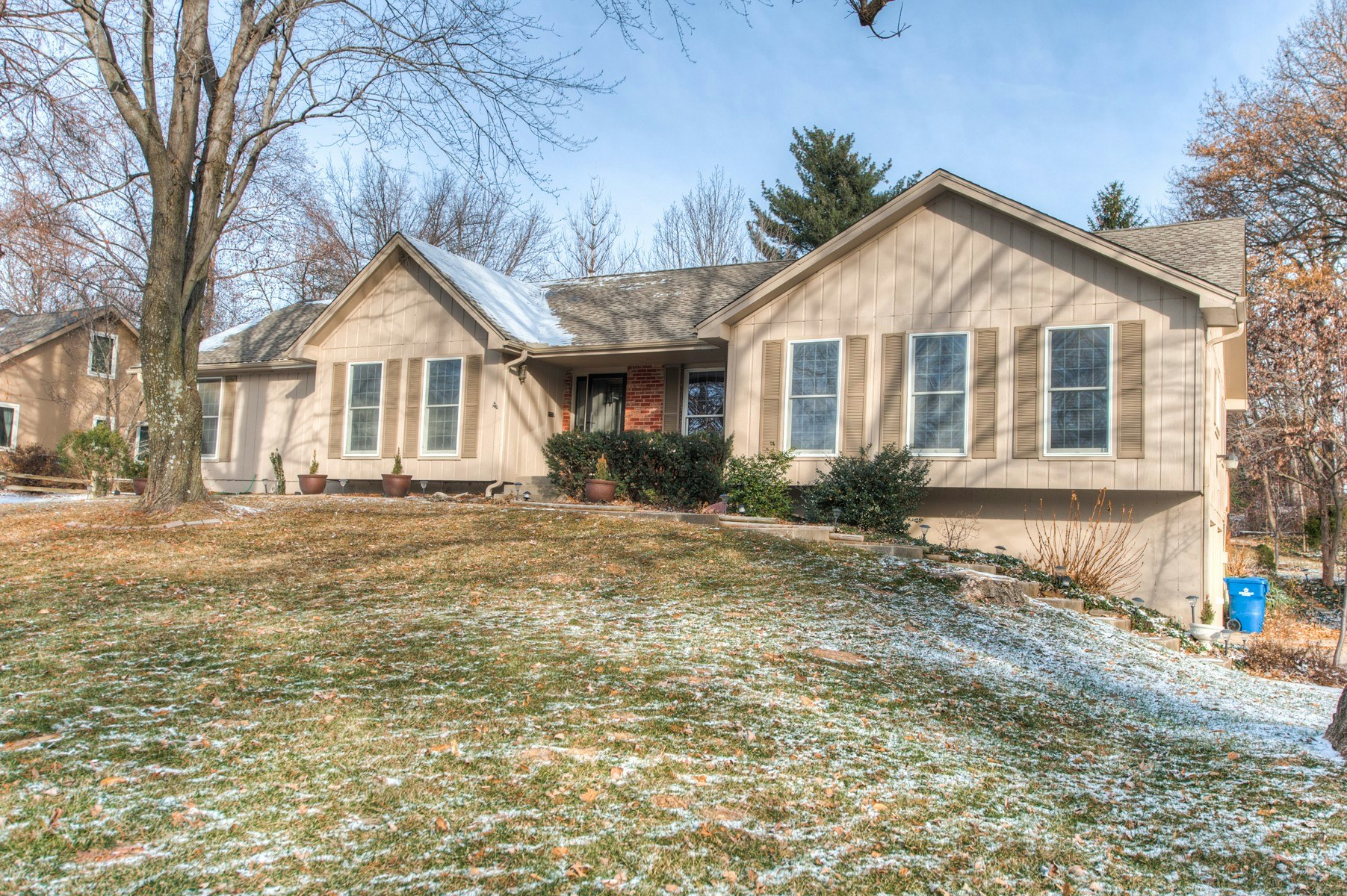 10000 NW 72nd Terrace, Weatherby Lake, MO 64152, Presented by Linda Cone, Cone Team