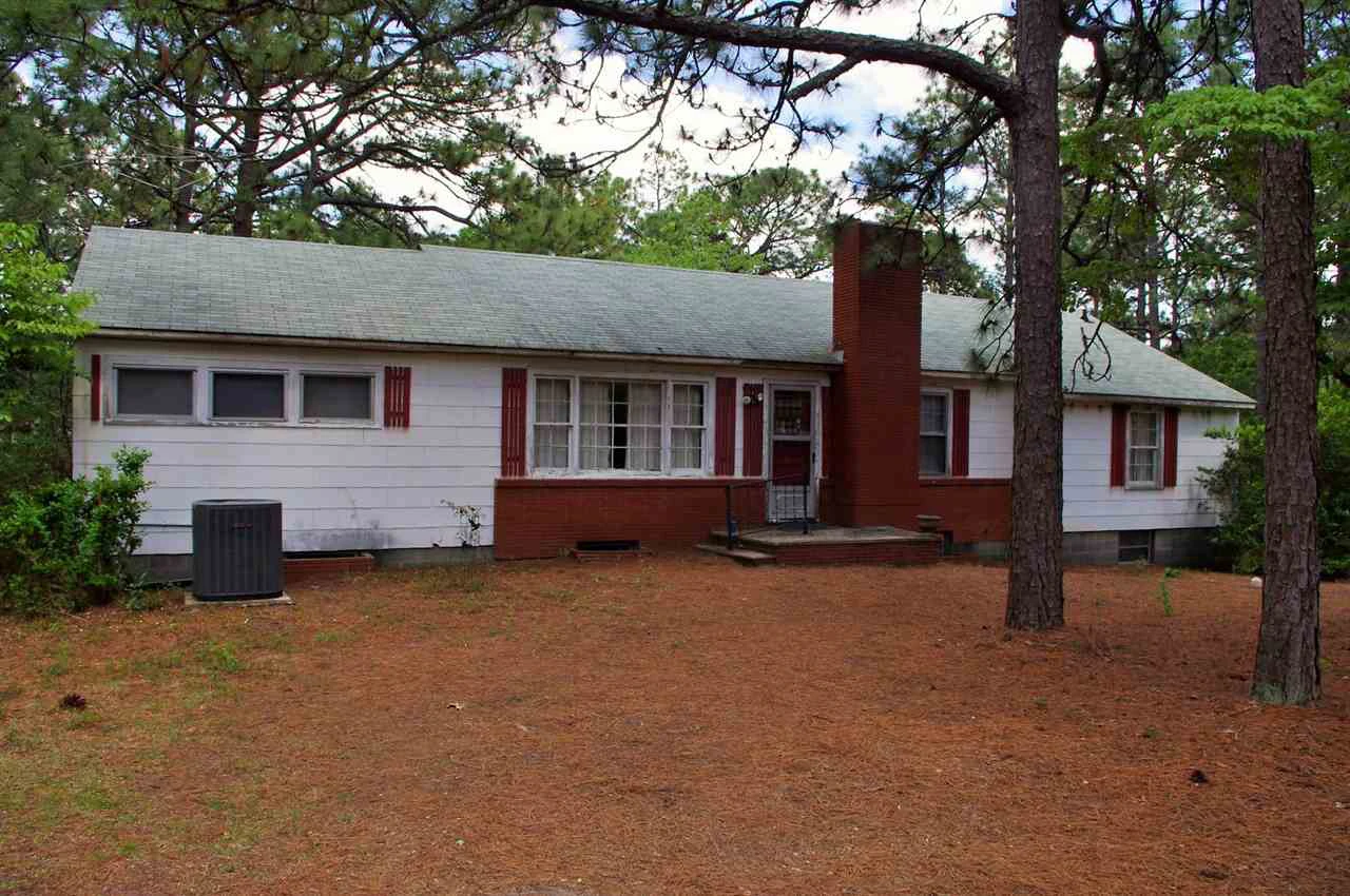 495 Central Dr, Southern Pines, NC 28387, Presented by Timothy J Venjohn, Rhodes & Company