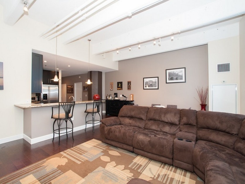 1500 Garden St 1H, Hoboken, NJ 07030, Presented by Thomas Courtenay