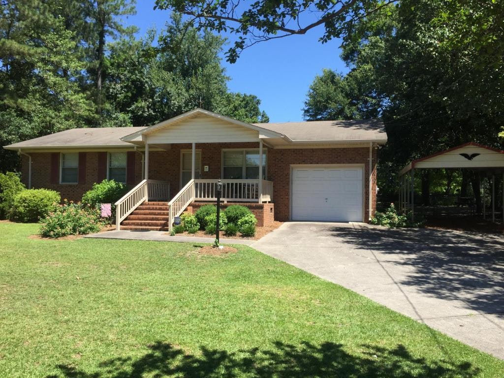 104 W 1st Avenue , Red Springs, NC 28377, Presented by Ronald Wayne