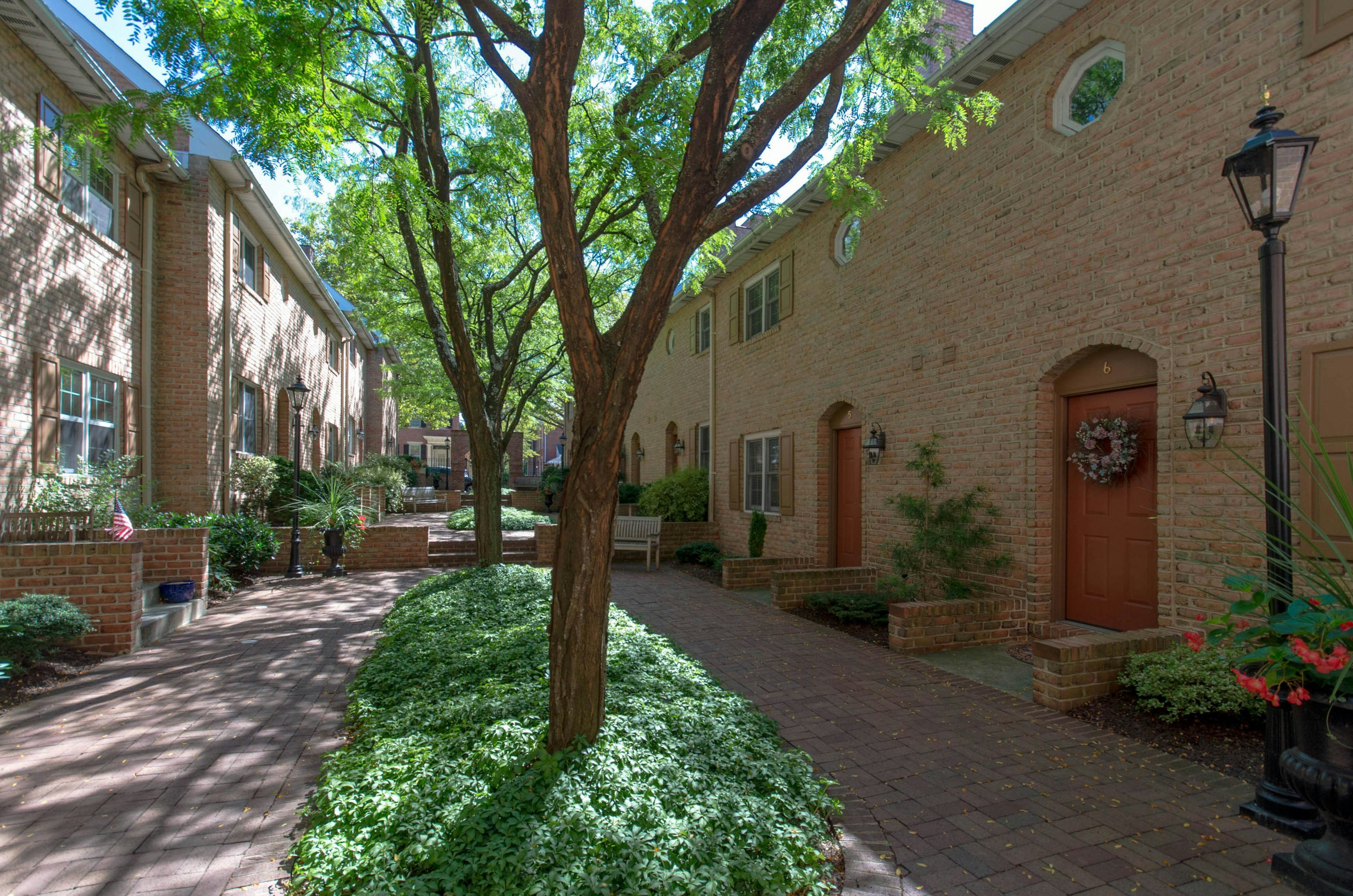 56 West Market Street unit 5, Bethlehem, PA 18018, Presented by Carol C. Dorey Real Estate, Inc