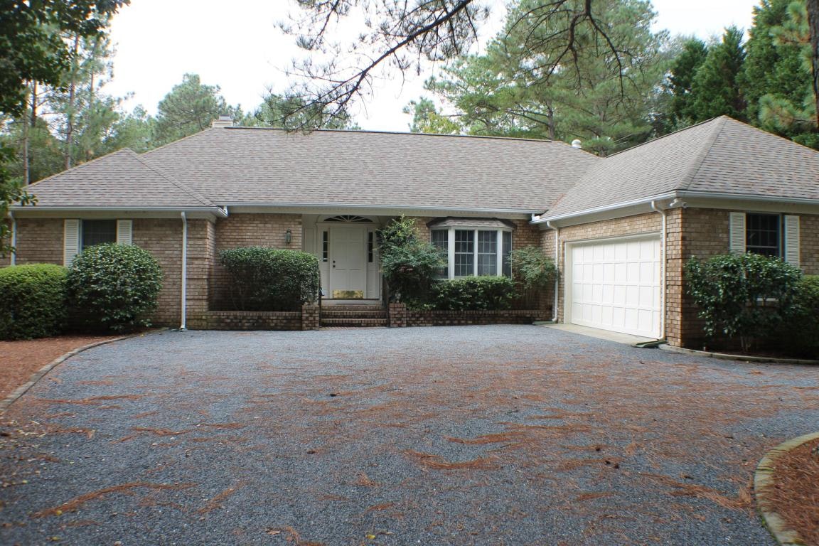 1 Linden Lane, Pinehurst, NC 28374, Presented by Edward A Thompson