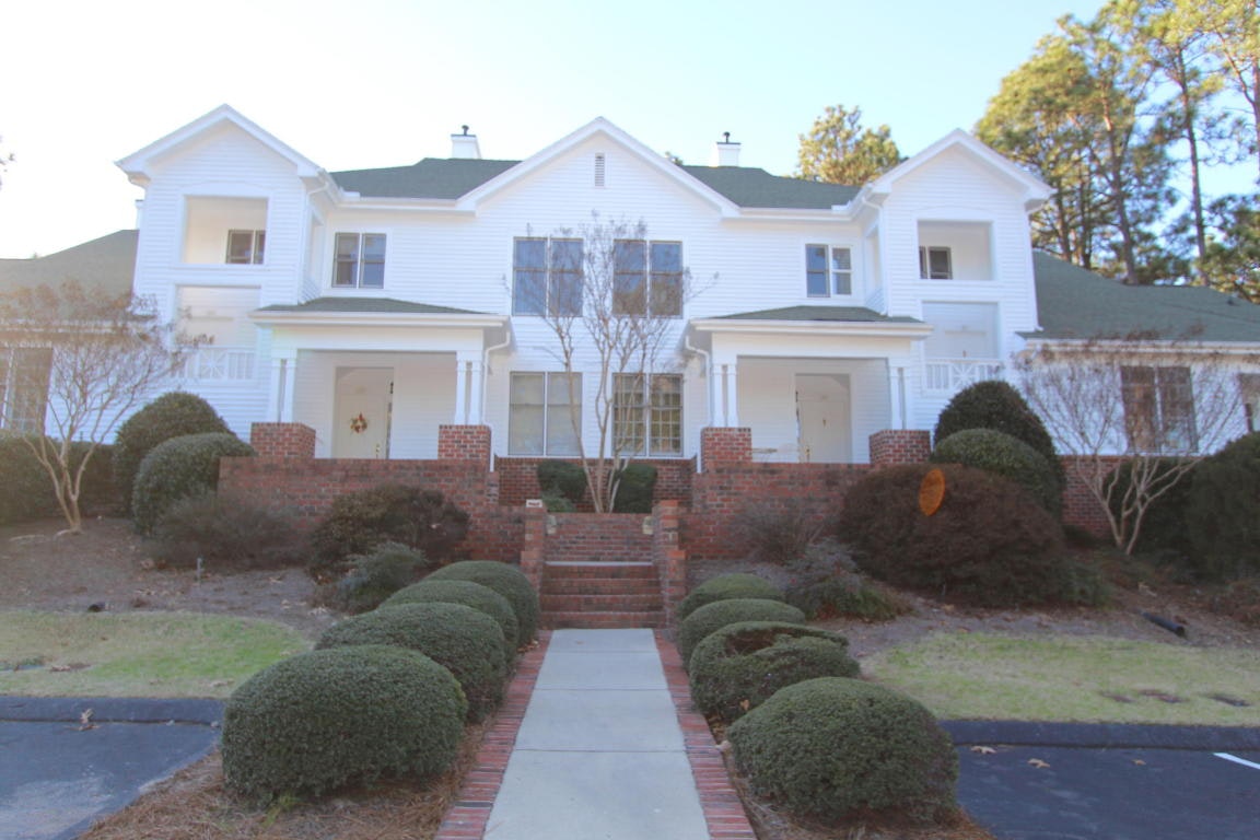 26 N Knoll Road, Southern Pines, NC 28387, Presented by Jennifer Maples