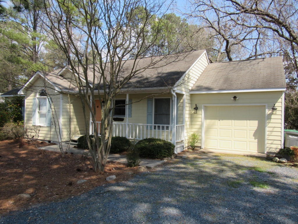 4275 Murdocksville Road, Pinehurst, NC 28374, Presented by Carol H