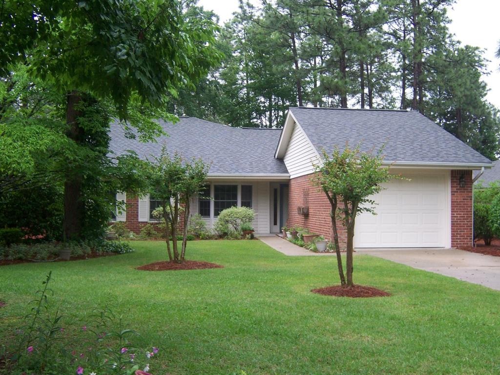 280 Pinehurst Trace Drive, Pinehurst, NC 28374, Presented by David E