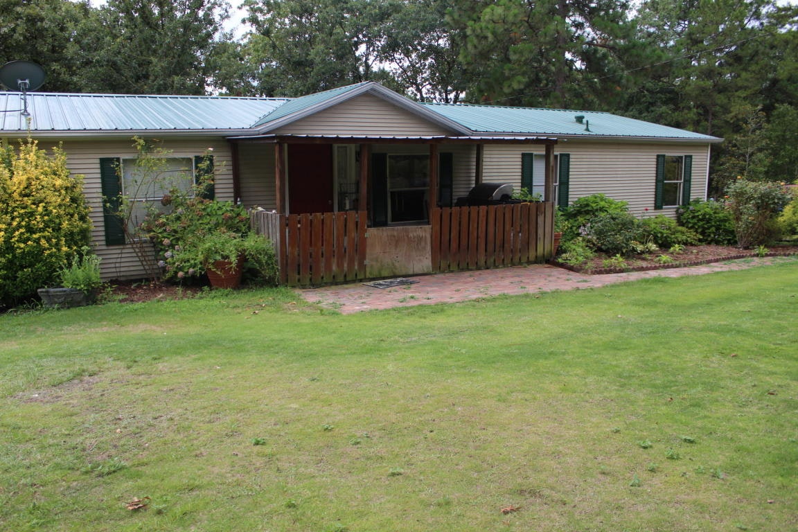 136 Joshua Lane, Carthage, NC 28327, Presented by Diana Ovando