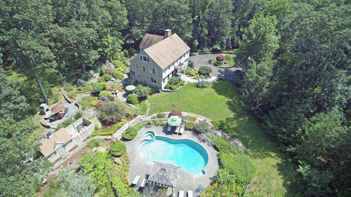 356 Black Rock Turnpike, Redding, CT 06896, Presented by Laura Ancona