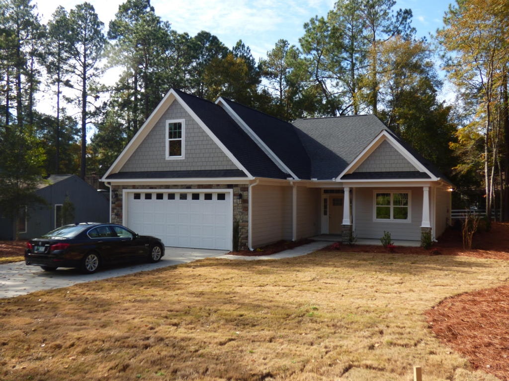 230 Oakmont Circle, Pinehurst, NC 28374, Presented by Barbara K Klug