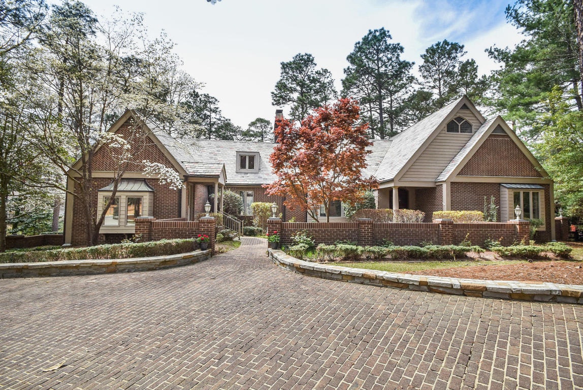 290 Lake Dornoch Drive, Pinehurst, NC 28374. Powered by