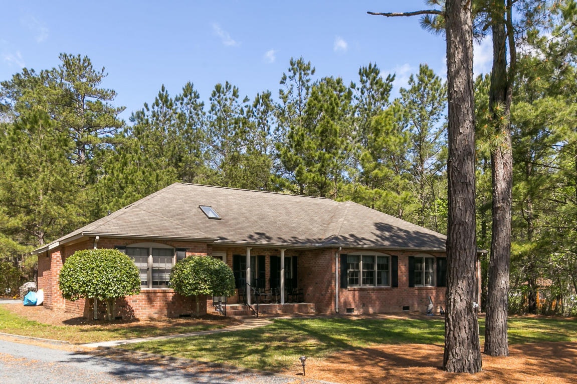 212 Firetree Lane, West End, NC 27376, Presented by Todd Camplin