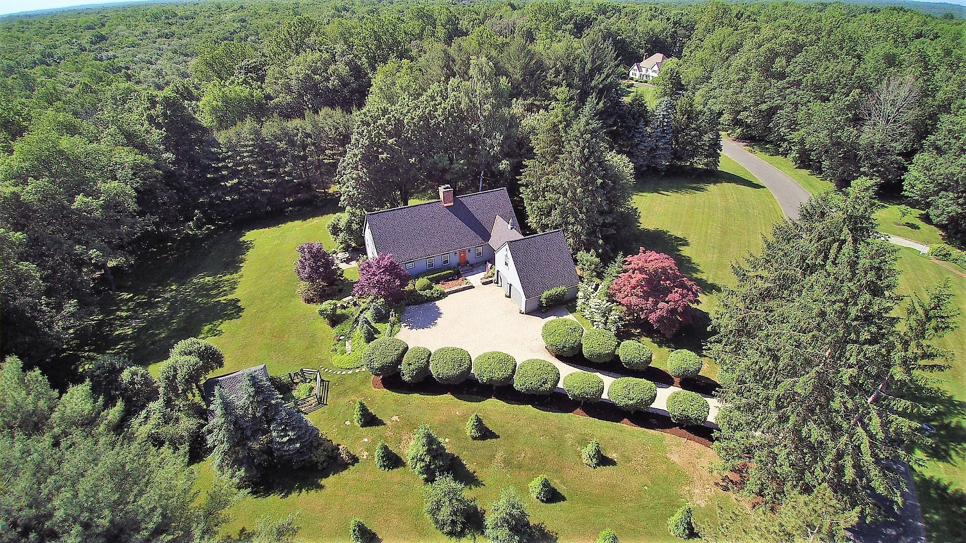 5 John Applegate Road, Redding, CT 06896, Presented by Laura Ancona ...