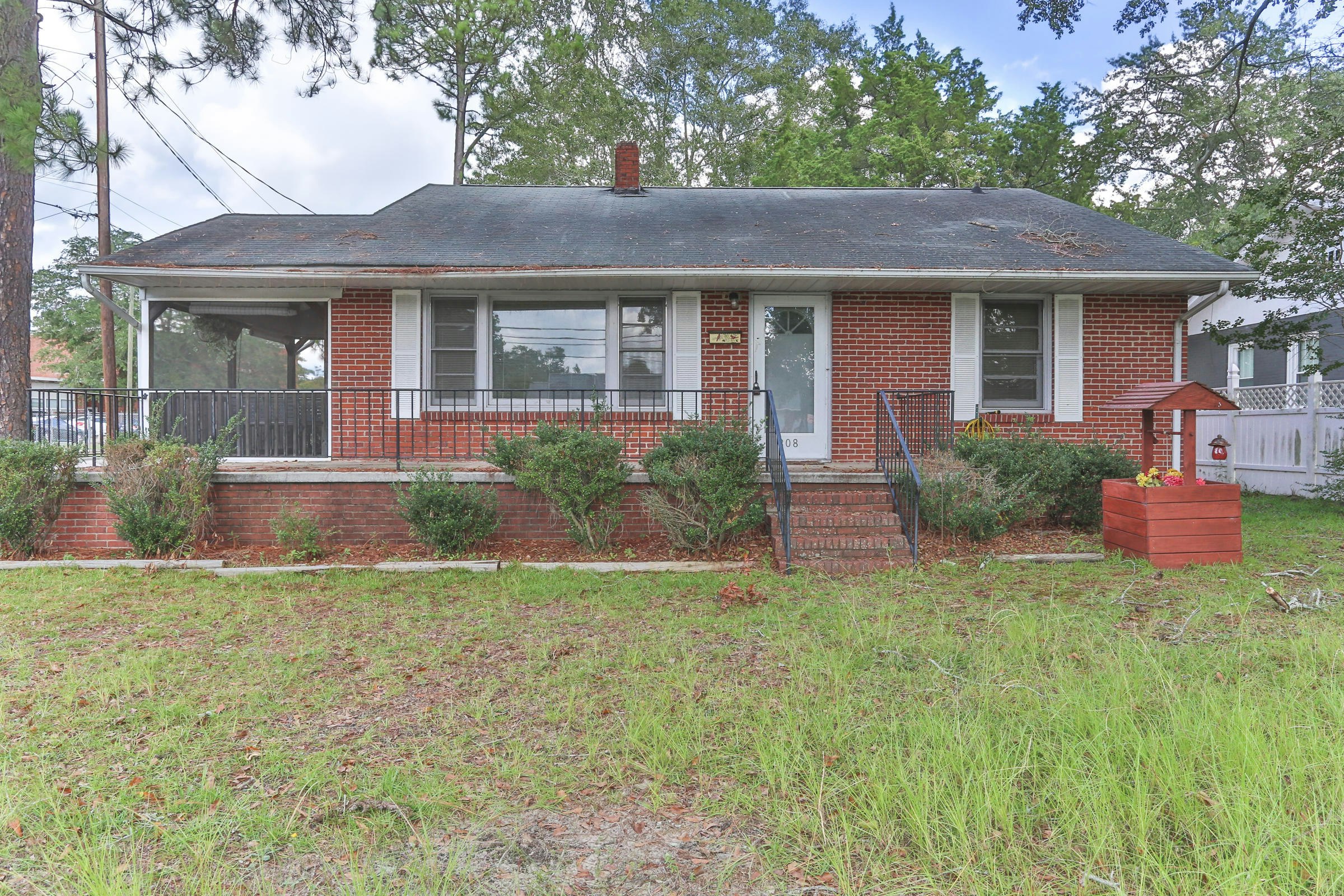 808 Mcdonald Avenue , Hamlet, NC 28345, Presented by Crystal Stewart