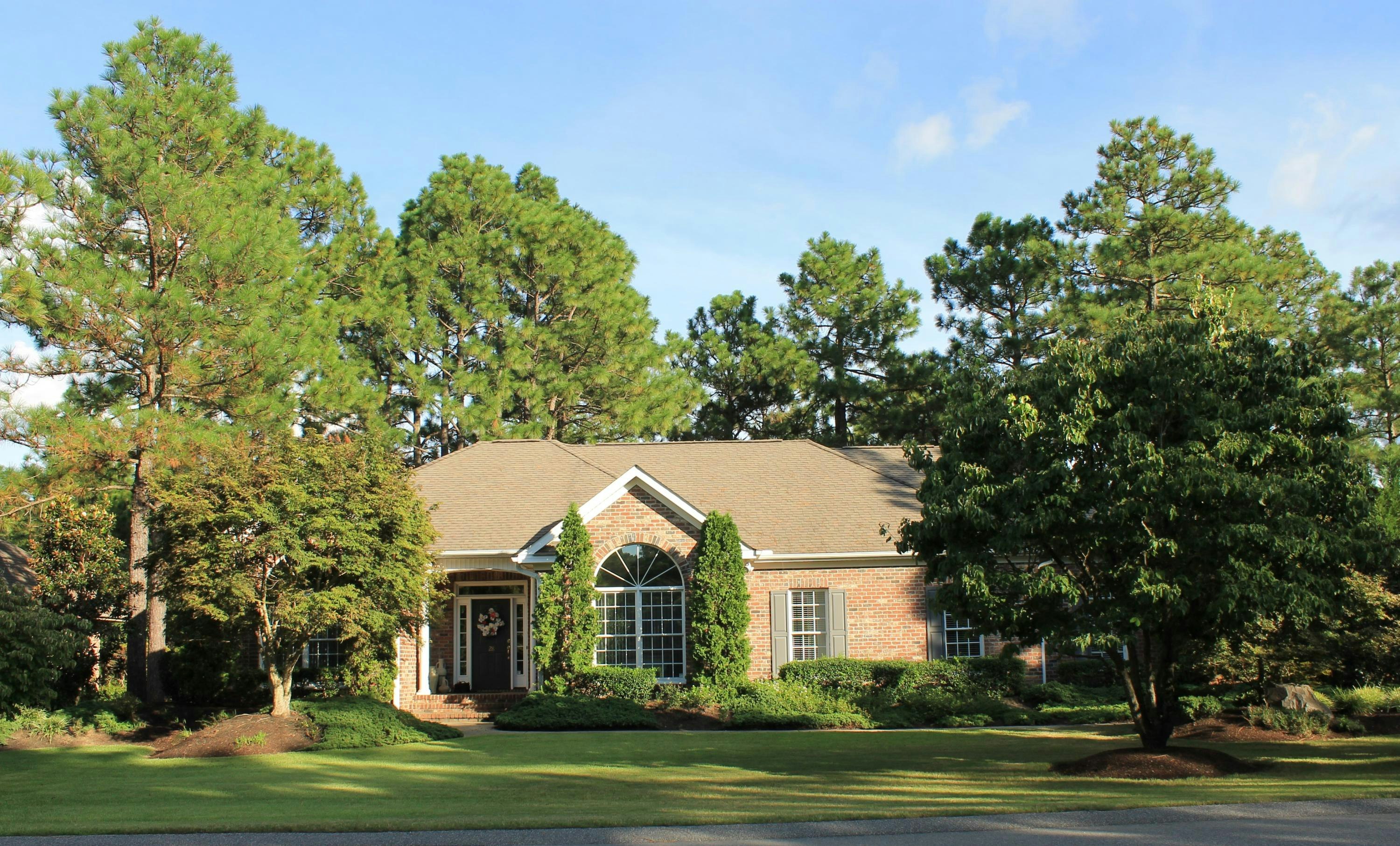 28 Peachtree Lane, Pinehurst, NC 28374, Presented by Kay E Beran