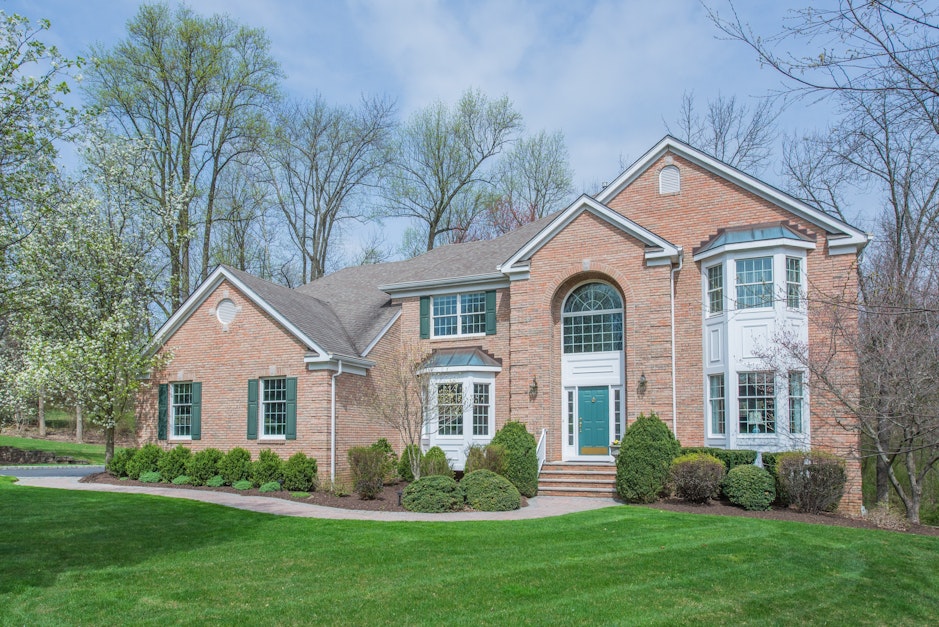 3 Talmadge Lane, Basking Ridge, NJ 07920, Presented by Susan Fazio