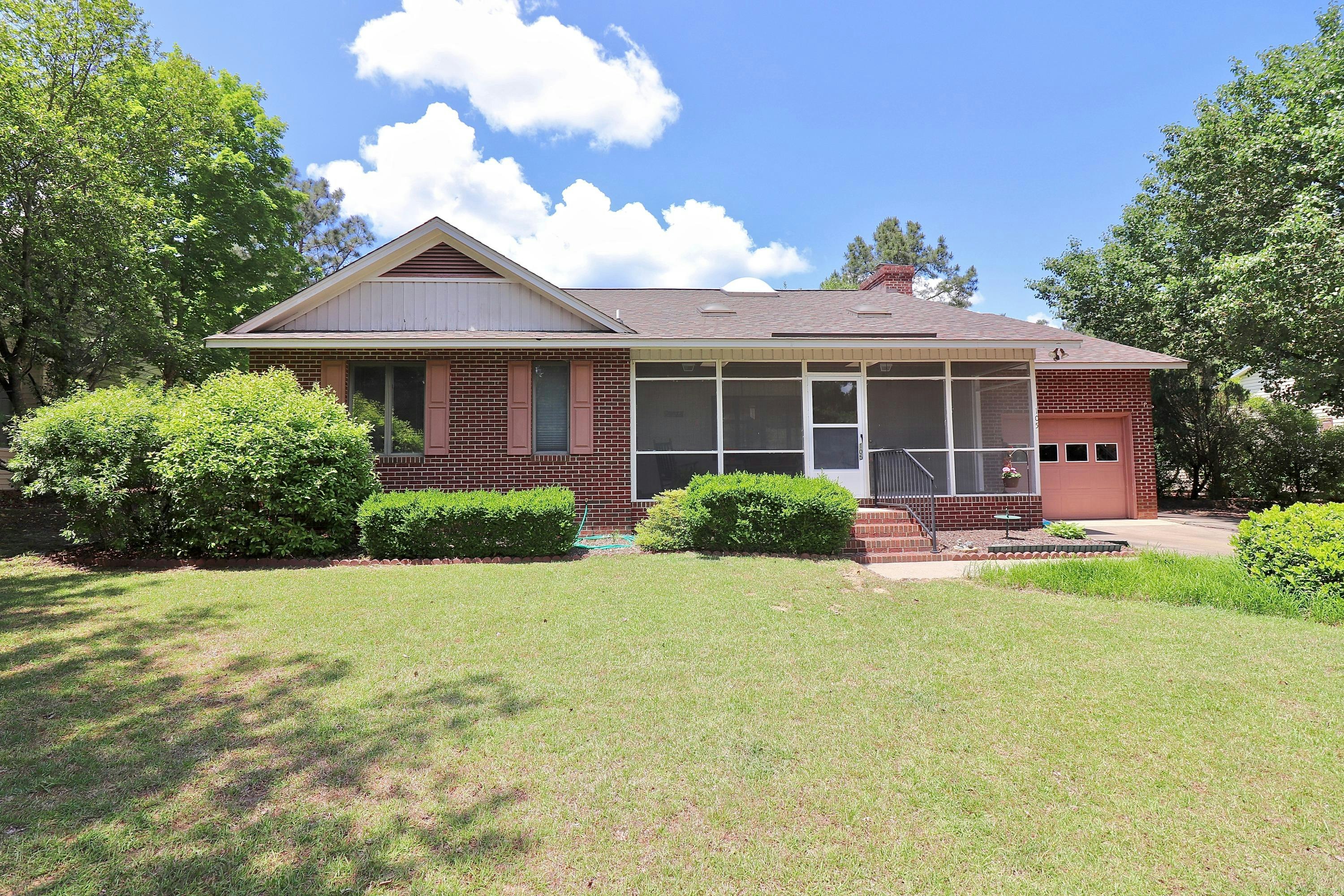 105 Fox Run Court, West End, NC 27376, Presented by Jennifer Nguyen