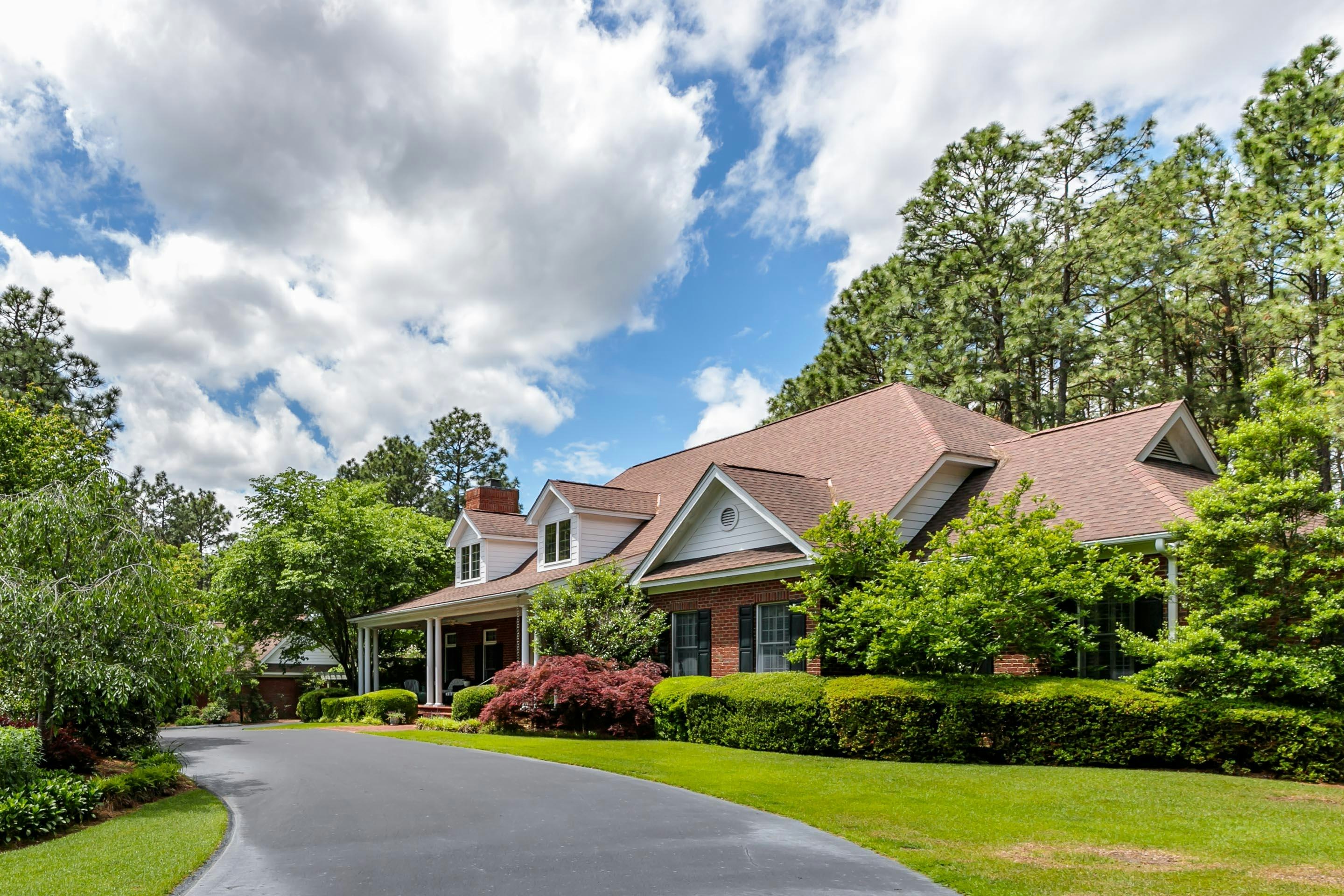 40 Cypress Point Drive, Pinehurst, NC 28374, Presented by Emily M