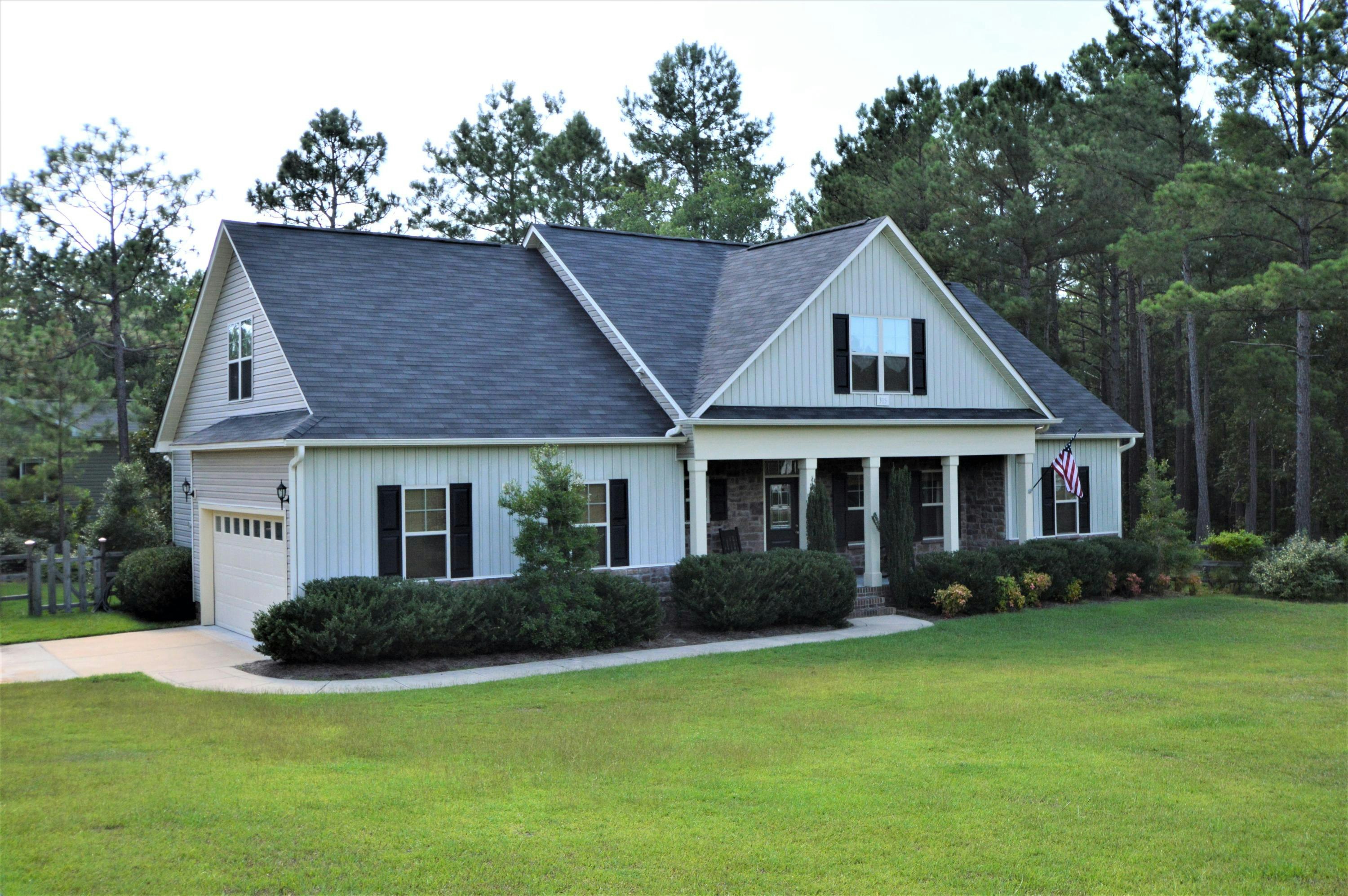 315 Queens Cove Way, Carthage, NC 28327, Presented by Joan DeSell