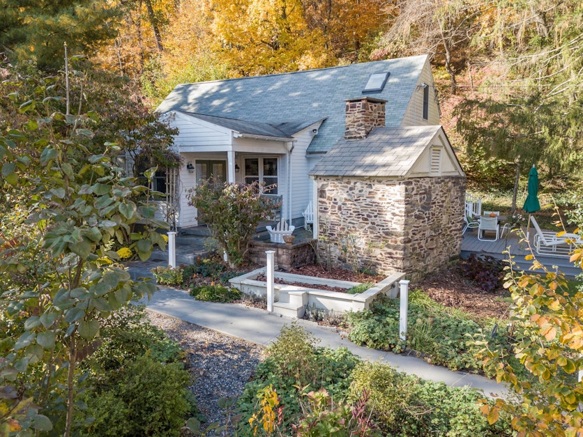 3753 Buckwampum Road, Riegelsville, PA 18077, Presented by Carol C