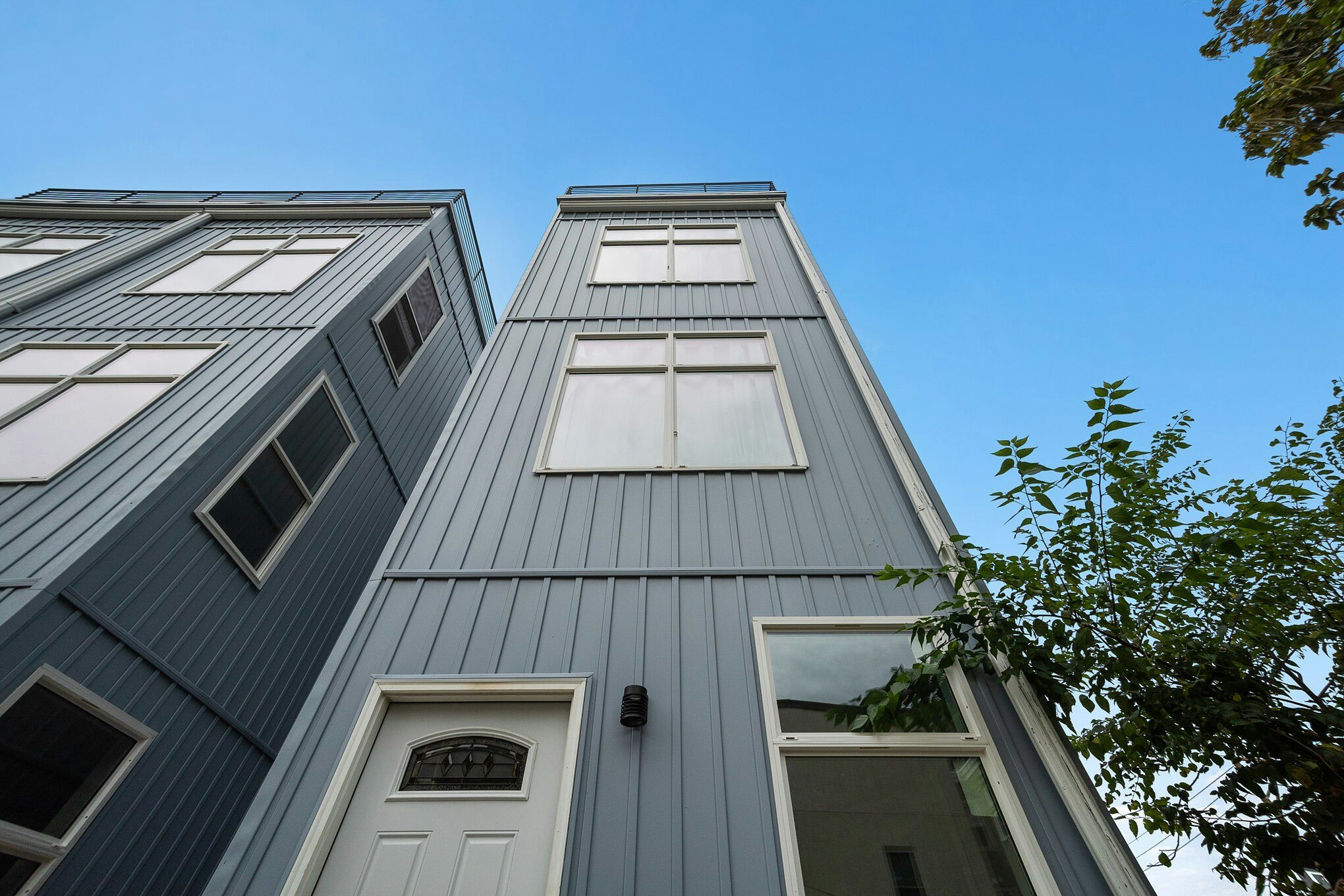 1735 Ingersoll Street B, Philadelphia, PA 19121, Presented by Janine