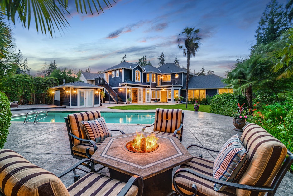 10927 Southeast 24th Place, Bellevue, WA 98004, Presented by Tammy Wright, Windermere Real