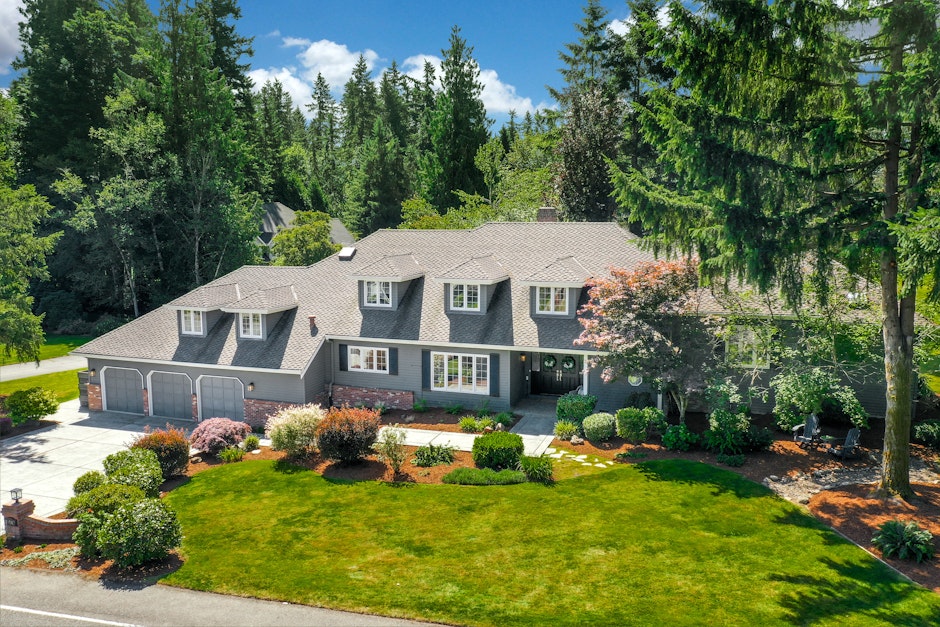 18947 NE 150th St, Woodinville, WA 98072, Presented by Jason Smith