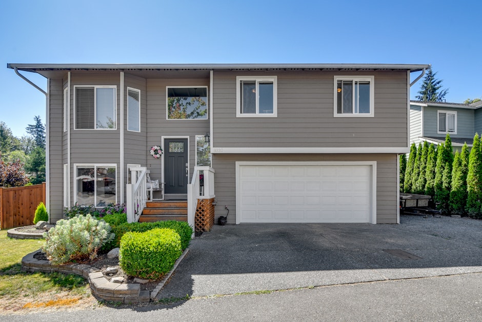 8332 9th Street Northeast, Lake Stevens, WA 98258, Presented by Jill