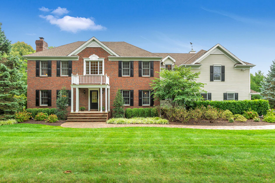 2 Wilrich Glenn Road, Morristown, NJ 07960, Presented by Katherine Cuno