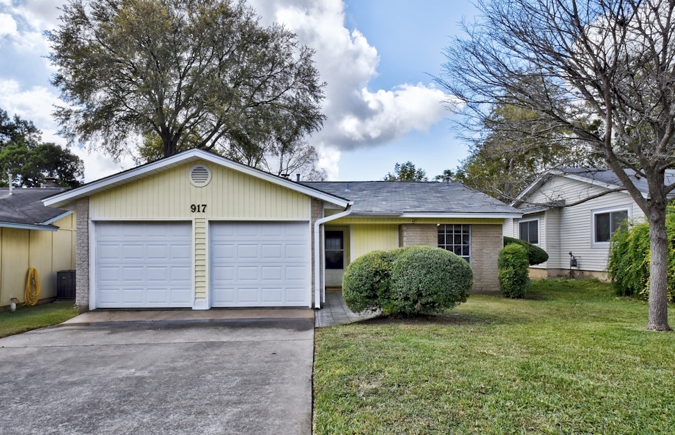 917 Hillside Oaks Drive, Austin, TX 78745, Presented by Wes Womack