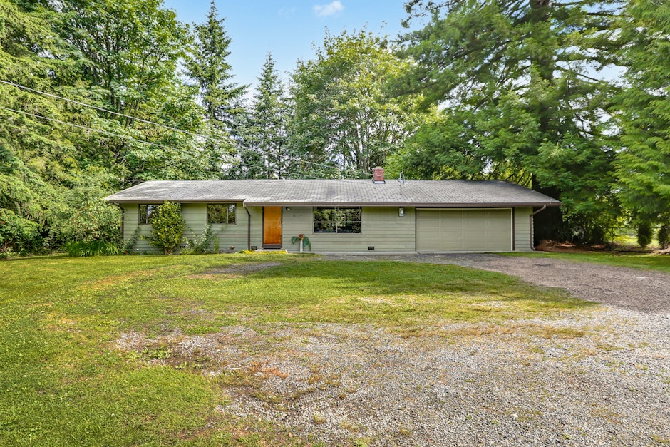 15724 Northeast 175th Street, Woodinville, WA 98072, Presented by Judy