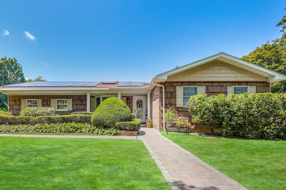 42 Oakledge Drive, East Northport, NY 11731, Presented by Joanne