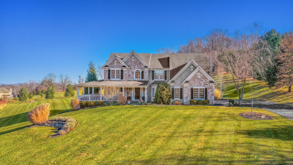 4000 Highfield Lane, Center Valley, PA 18034, Presented by Carol C