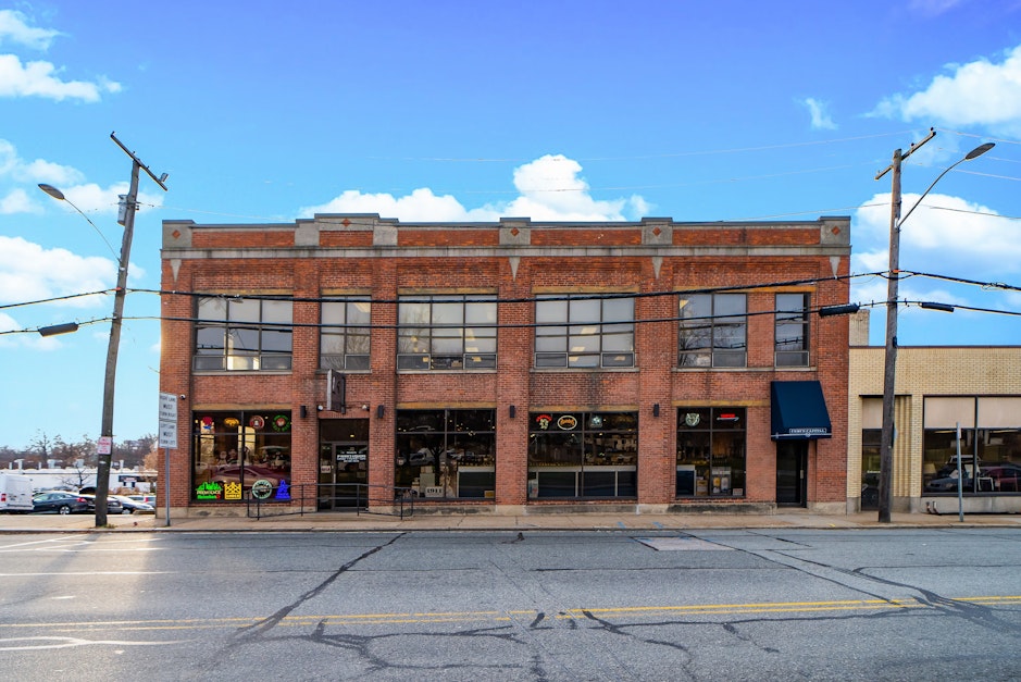 34 Branch Avenue, Providence, RI 02904, Presented by Aleen Weiss, Spitz