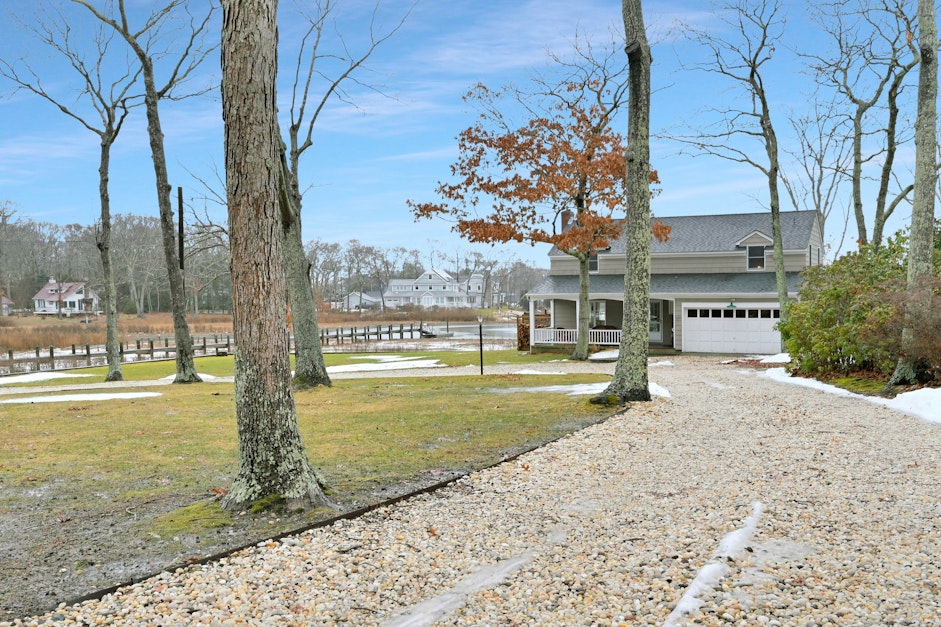 3655 Stillwater Avenue, Cutchogue, NY 11935, Presented by Kristen Rishe