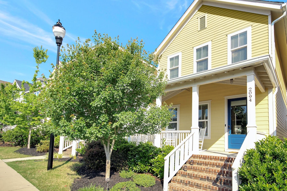 2094 Great Ridge Parkway, Chapel Hill, NC 27516, Presented by Masha