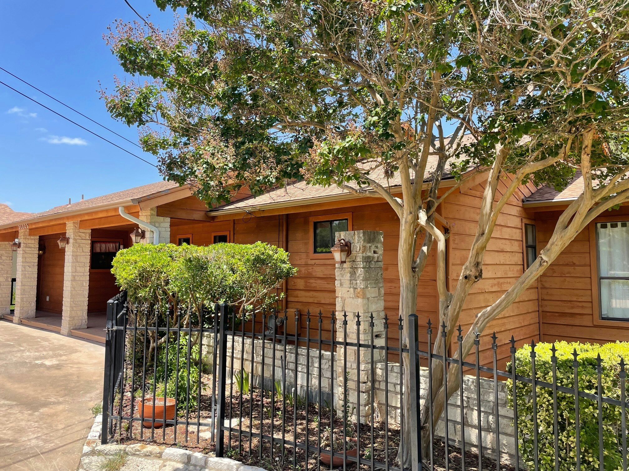 21223 Oak Dale Drive, Lago Vista, TX 78645, Presented by Gus Sanchez