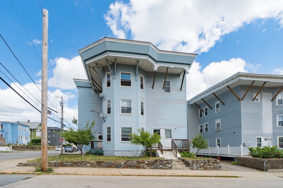 412 Elm Street, Woonsocket, RI 02895, Presented by Shawn Michalek