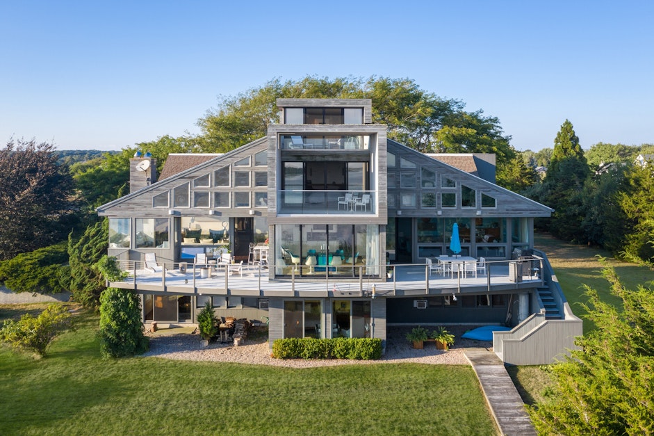 150 Southern Way, Charlestown, RI 02813, Presented by Teri Degnan, Teri