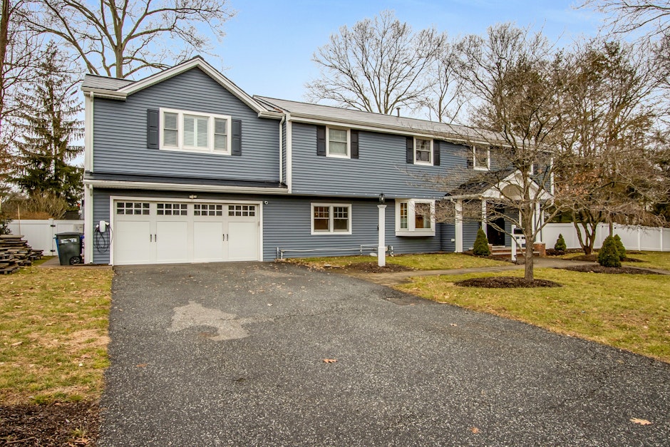 32 Deal Street, Harrington Park, NJ 07640, Presented by Frank Bruno