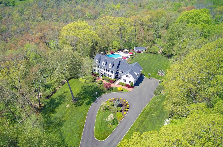 90 Pumping Station Road, Ridgefield, CT 06877, Presented by Laura Ancona, William Pitt Sotheby's