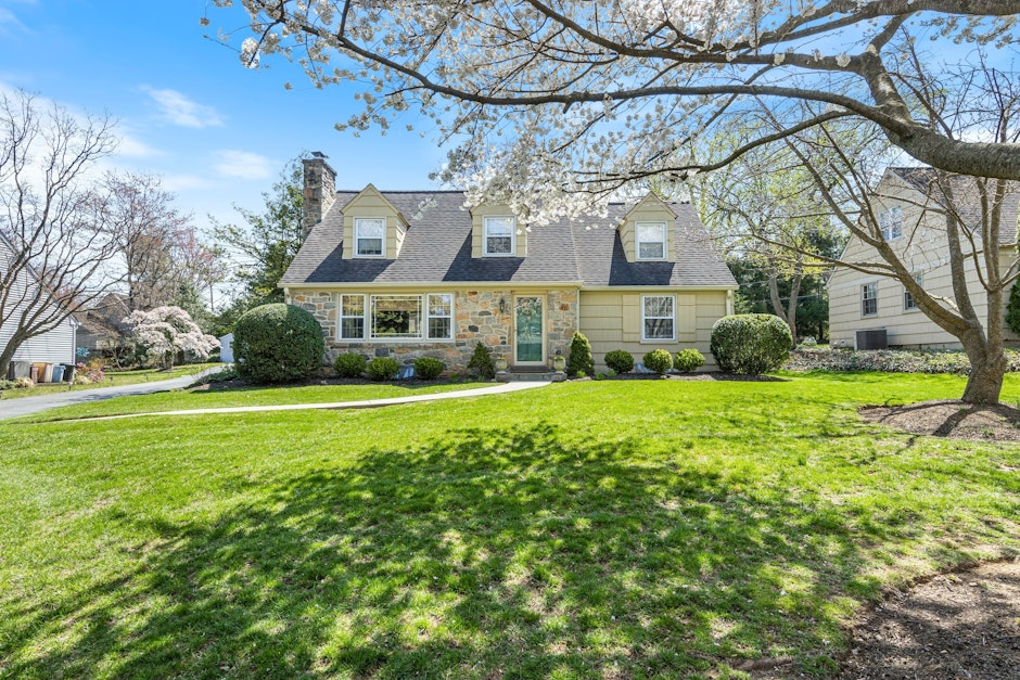 141 Fawn Lane, Haverford, PA 19041, Presented by Team Pulos, BHHS Fox