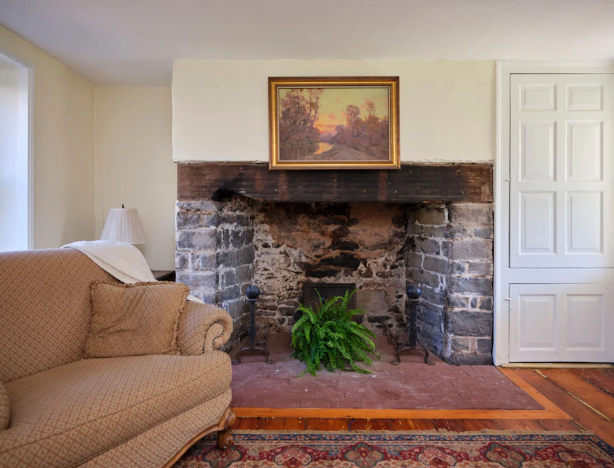 135 Riegelsville Rd, Milford, NJ 08848, Presented by Mercedes Hayes