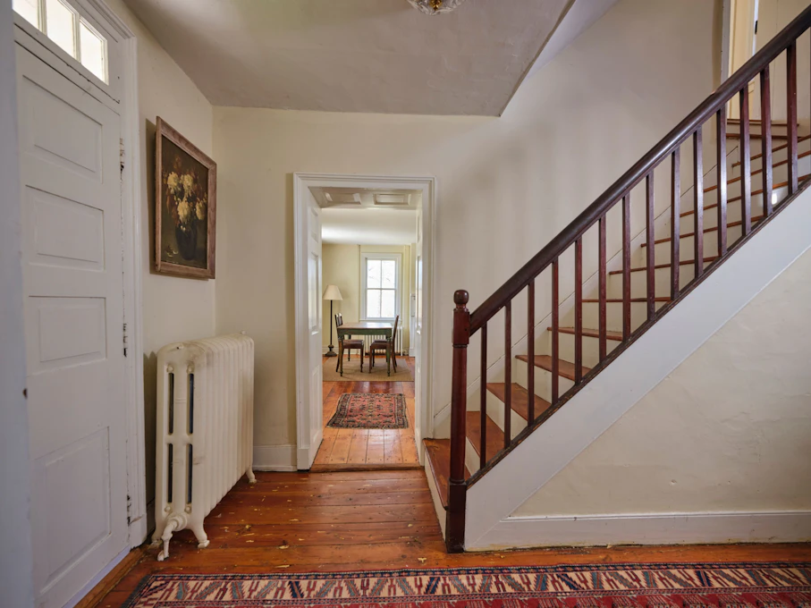 135 Riegelsville Rd, Milford, NJ 08848, Presented by Mercedes Hayes