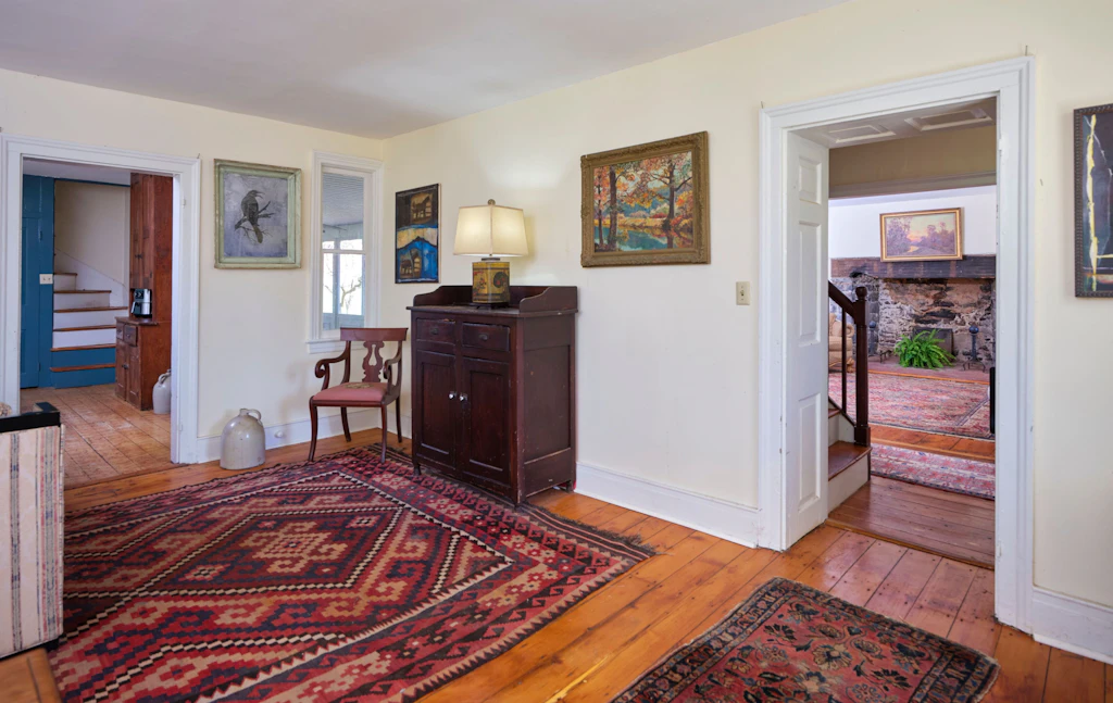 135 Riegelsville Rd, Milford, NJ 08848, Presented by Mercedes Hayes