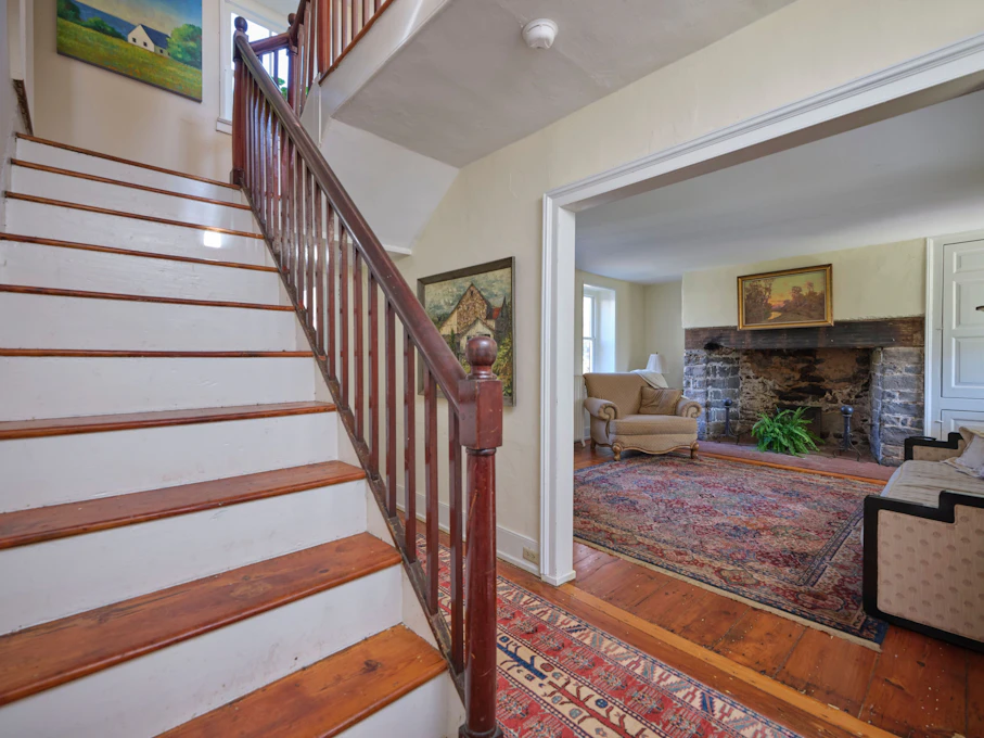 135 Riegelsville Rd, Milford, NJ 08848, Presented by Mercedes Hayes