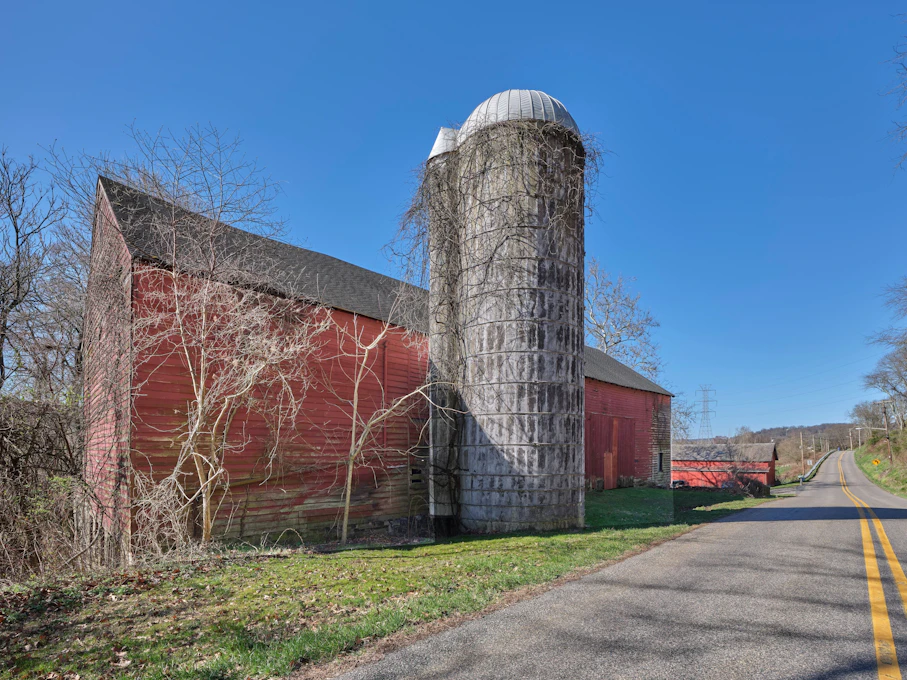 135 Riegelsville Rd, Milford, NJ 08848, Presented by Mercedes Hayes