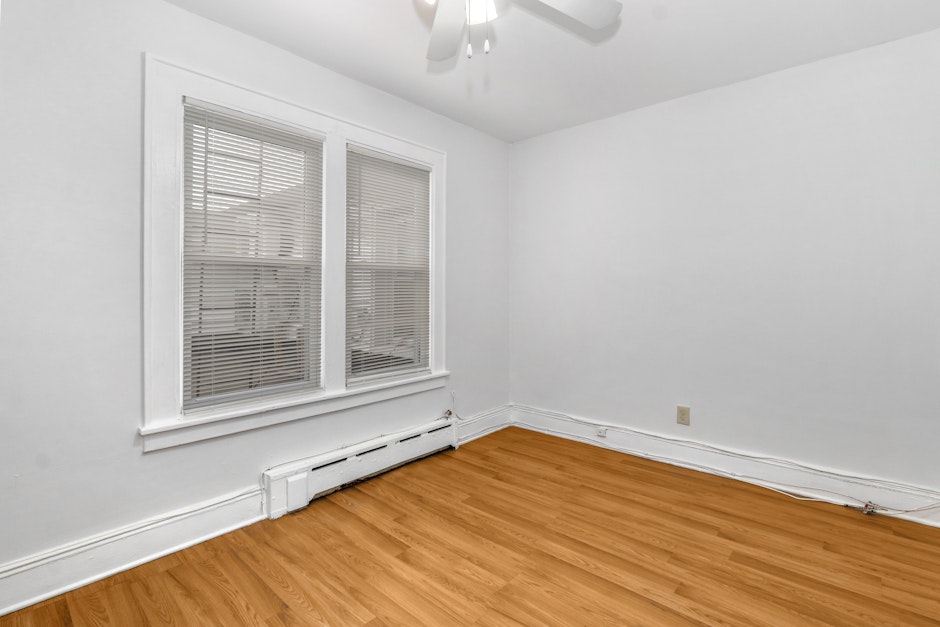 308 North Avenue 7, Garwood, NJ 07027, Presented by Jocelyne Holden